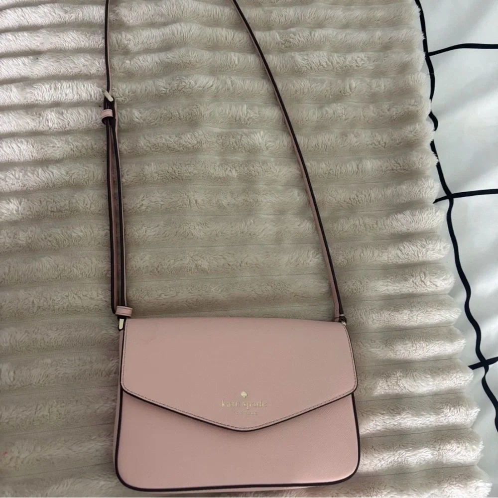 Kate Spade Blush Crossbody Bag - Picture 1 of 4